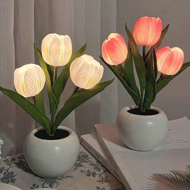 Tulip Night Lamp - LumiTulip-3 Orange-Batteries-The Livary