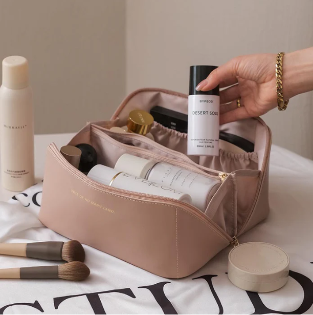 Luxury Beauty Case - BelleVault-Pink-The Livary