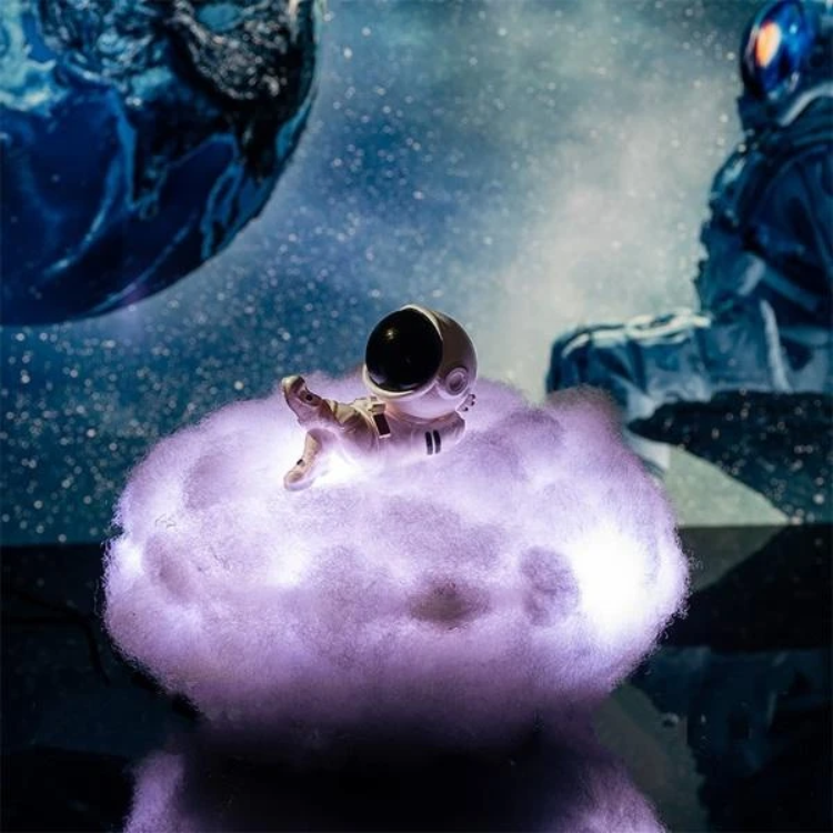 Astronaut Cloud Lamp - AstroCloud-The Livary