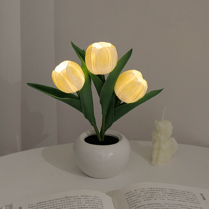 Tulip Night Lamp - LumiTulip-3 Yellow-Batteries-The Livary