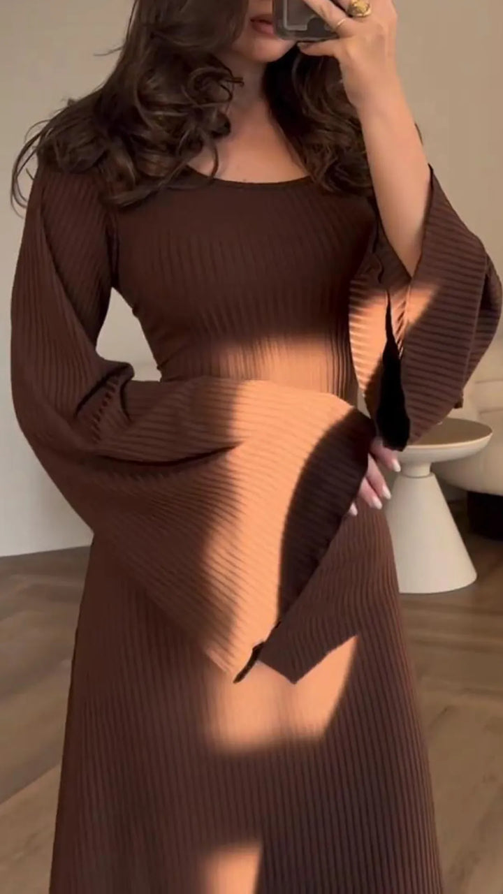 Elegant bodycon maxi dress with lacing – Valencia-Purple-S-The Livary