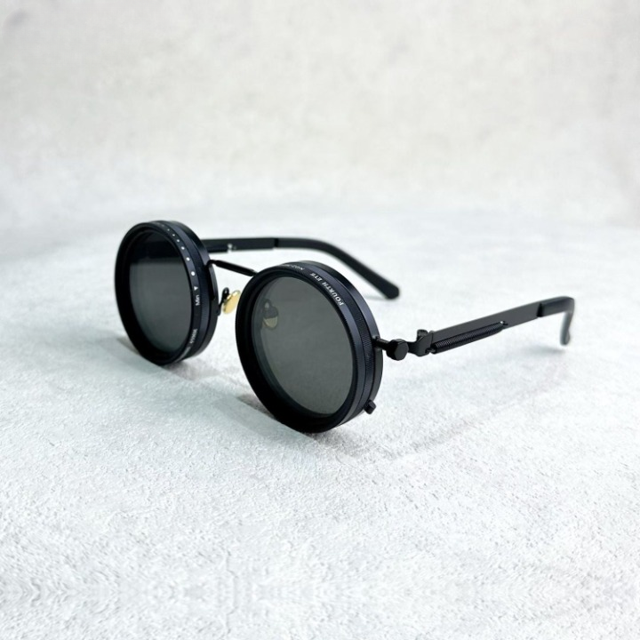 Handcrafted sunglasses with adjustable lens attenuation and UV filter - OptiShade™ Pro ND9-Thick frame – wide black temples-The Livary