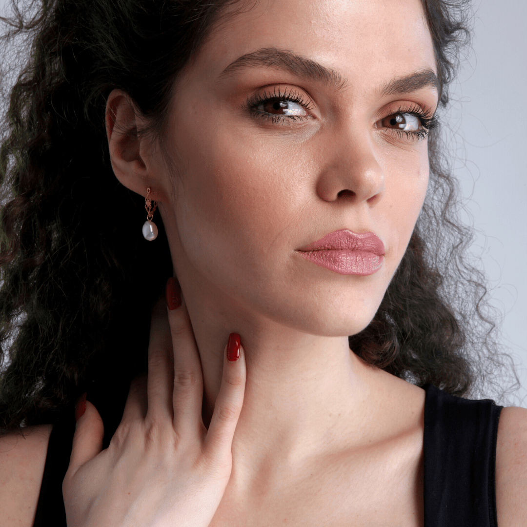Natural Pearl Earrings - Vivienne-The Livary