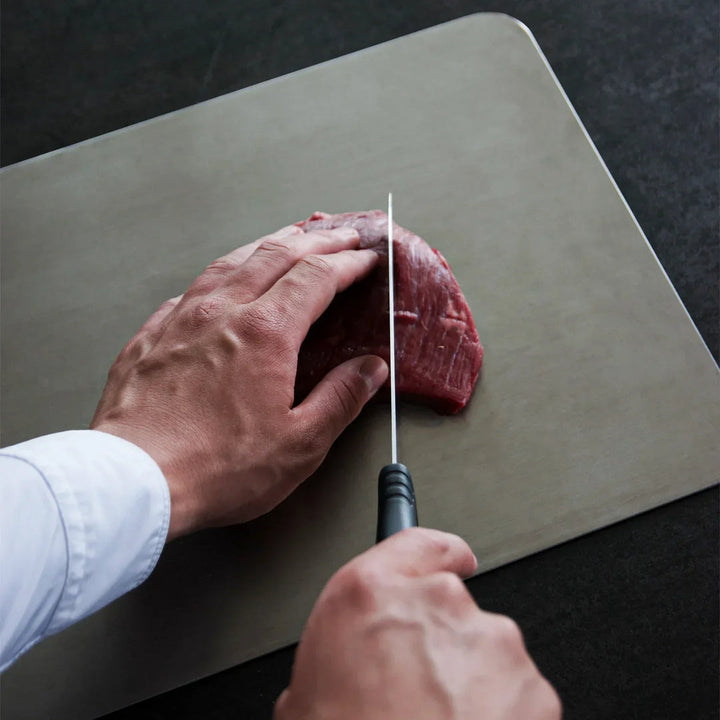 Titanium Cutting Board Without BPA or Microplastics - PureSteel-S (30 cm x 20 cm)-The Livary