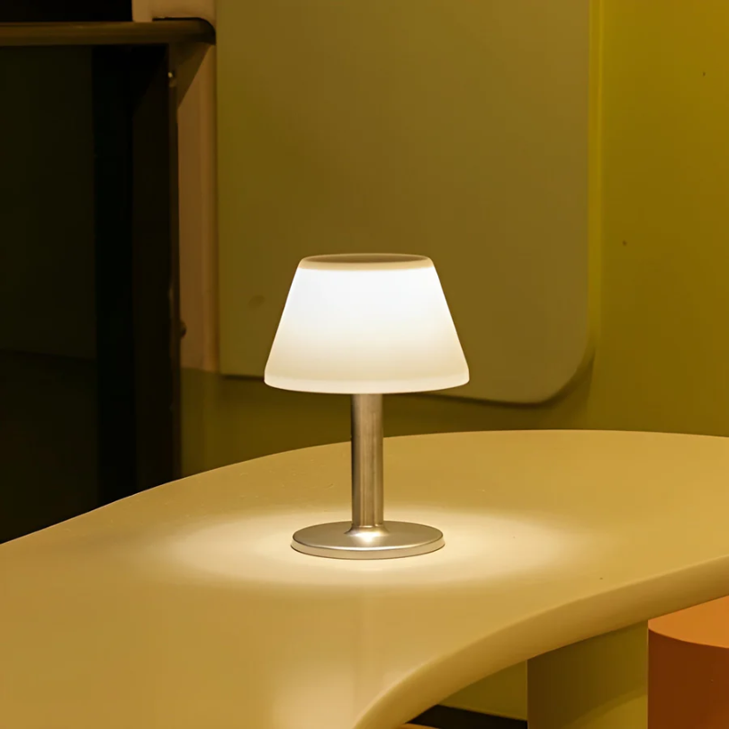 Stylish Solar Energy Table Lamp - SolarLuxe-The Livary