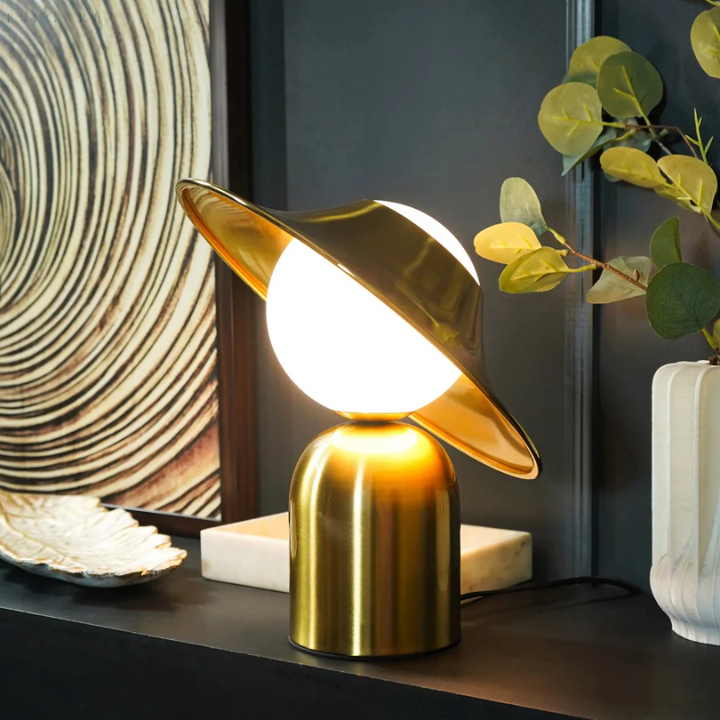 Luxury Metal Table Lamp - GoldAura-The Livary