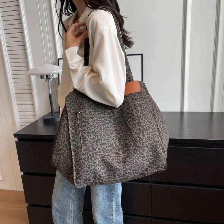 Stylish Handbag with Leopard Print - WildElegance-black-1-The Livary