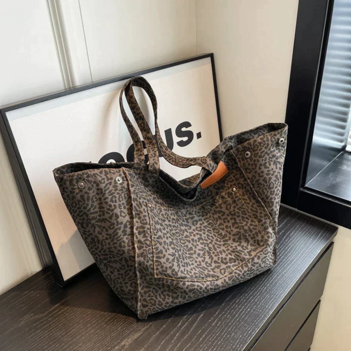 Stylish Handbag with Leopard Print - WildElegance-black-1-The Livary
