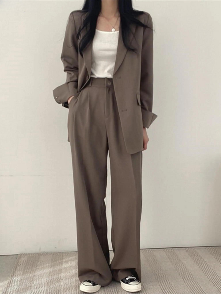 Two-Piece Ladies Suit - Sophie-Black-S-The Livary