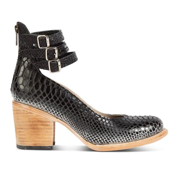 Comfortable & stylish women's leather shoes with non-slip sole – Amalia-Brown-2.5-The Livary
