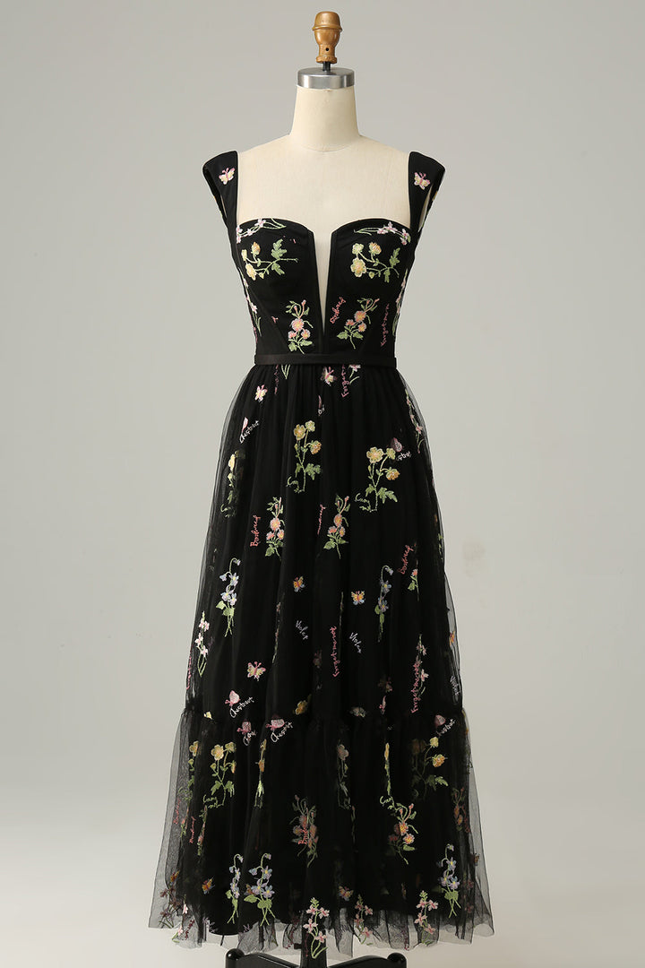 Stylish Long A-Line Ball Gown with Embroidery - Anna-Black-EU32-The Livary
