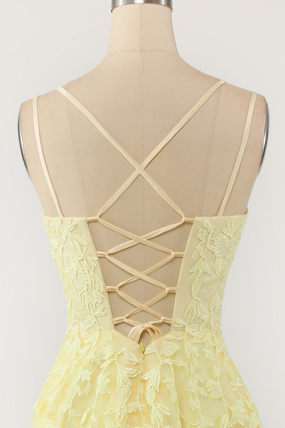 Fashionable Tulle Evening Dress with Embellishments - Victoria-Lila-EU32-The Livary