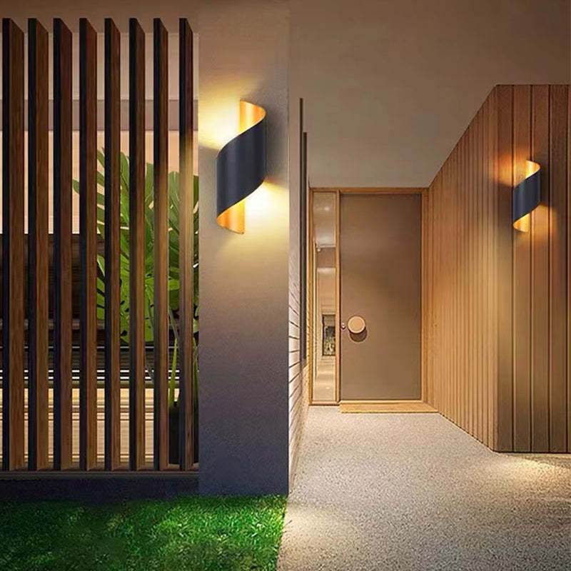Modern Spiral LED Wall Light - TwistLight-Small-White-The Livary
