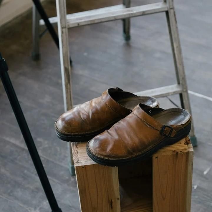 Comfortable & Stylish Men's Clogs with Profilé Sole – Lennart-Beige-5-The Livary