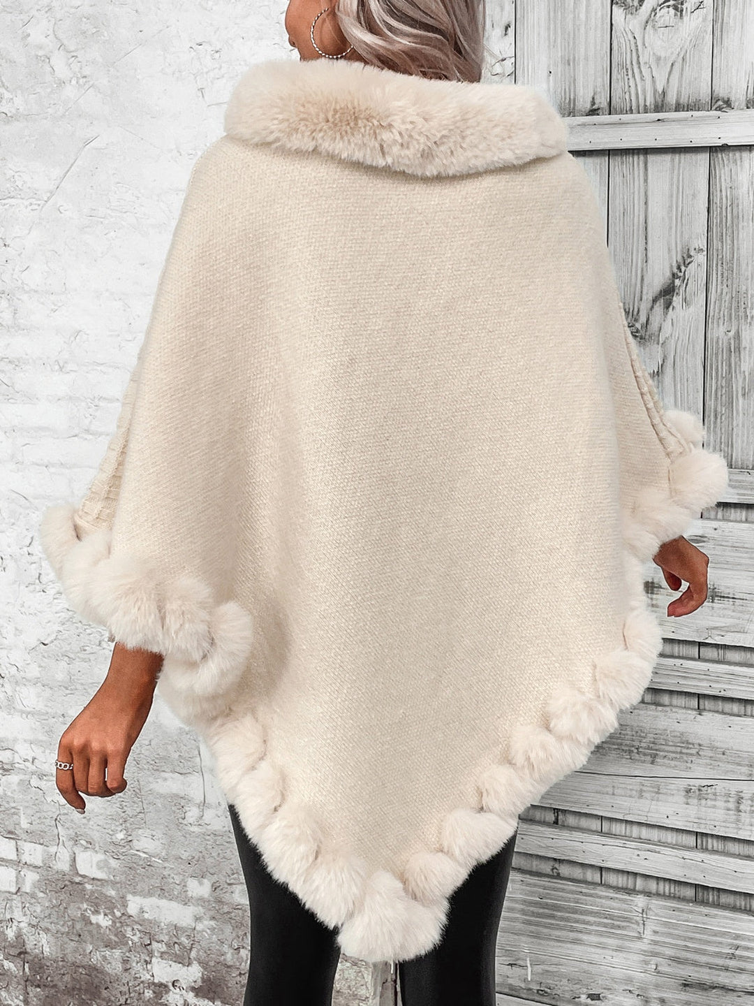 Comfortable Women's Winter Poncho - Aurora-S-The Livary