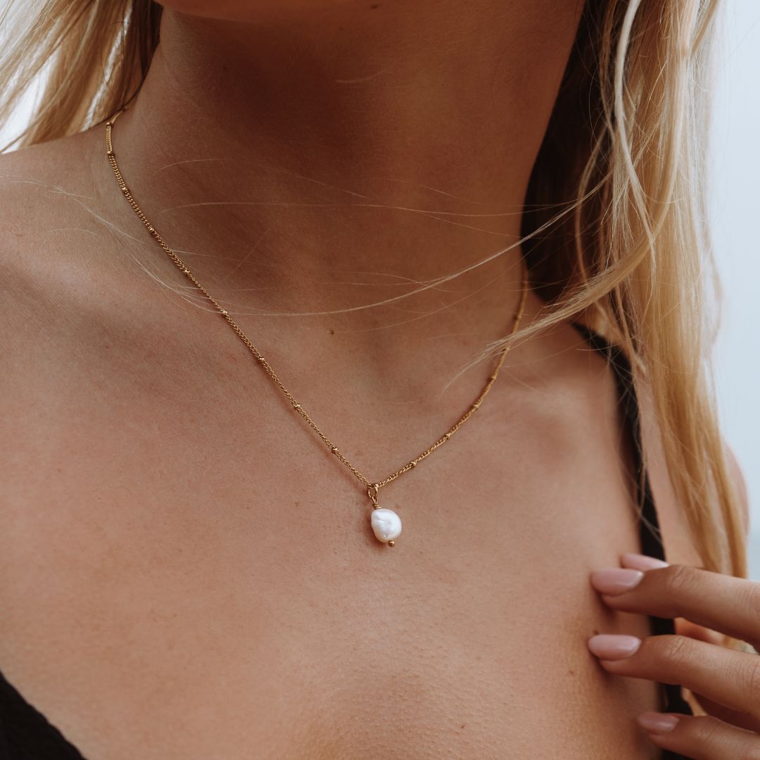 Baroque Pearl Pendant Necklace - Anisa-Gold-The Livary