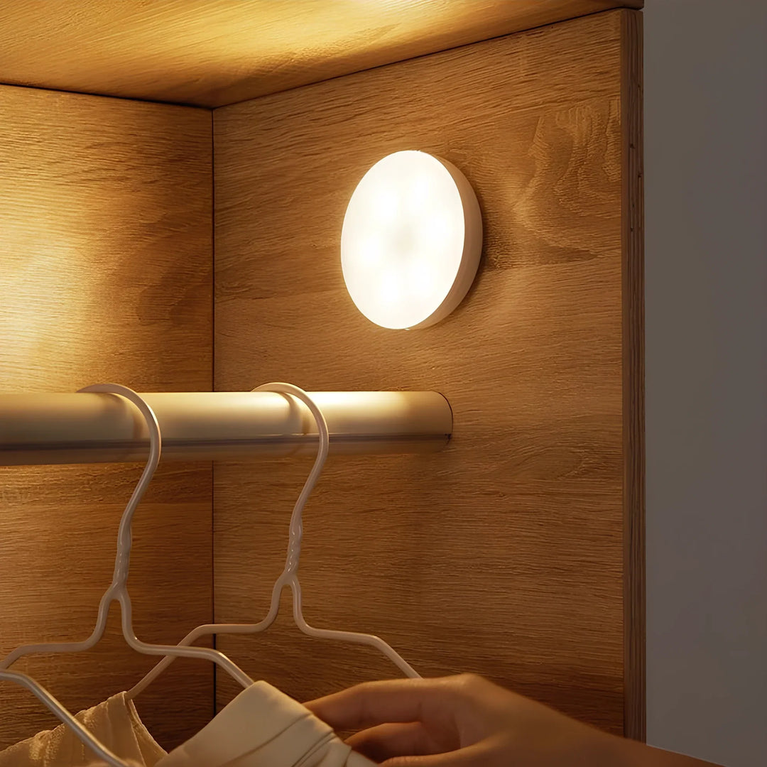 Wireless Motion Sensor Lamp - LumaLight-2-USB-Warm Wit-The Livary