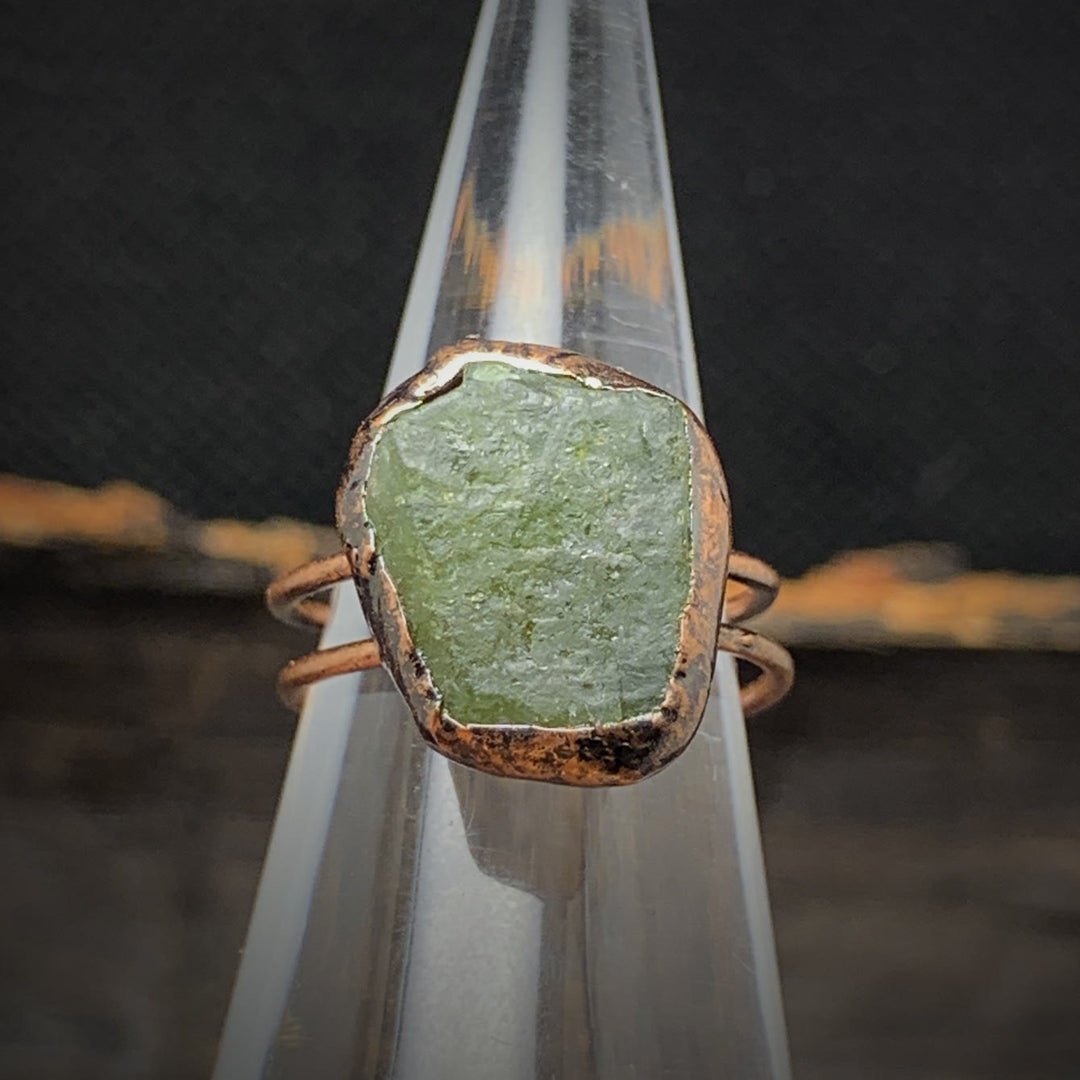 Natural Raw Birthstone Ring - Selina-January & Pomegranate-The Livary