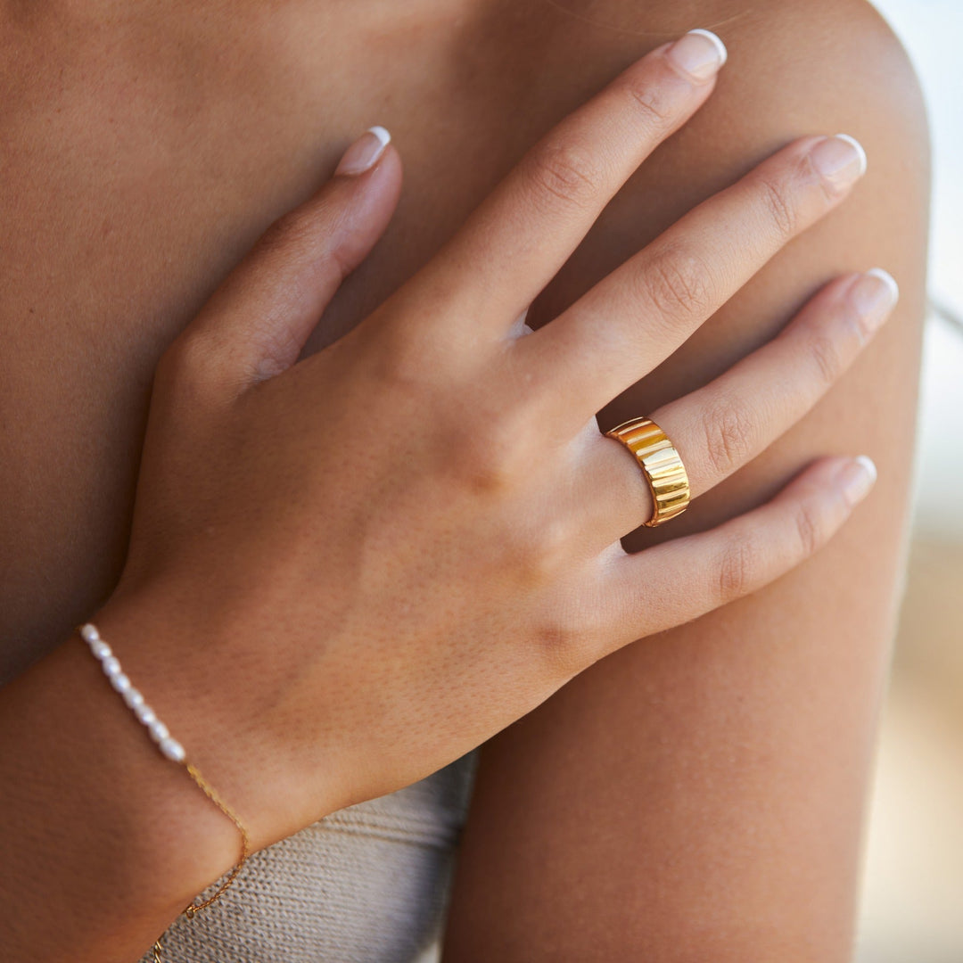 Statement Ring - Stella-6-Gold-The Livary