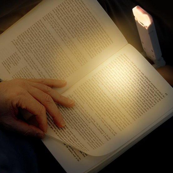Portable Reading Lamp - LumaRead-White-The Livary