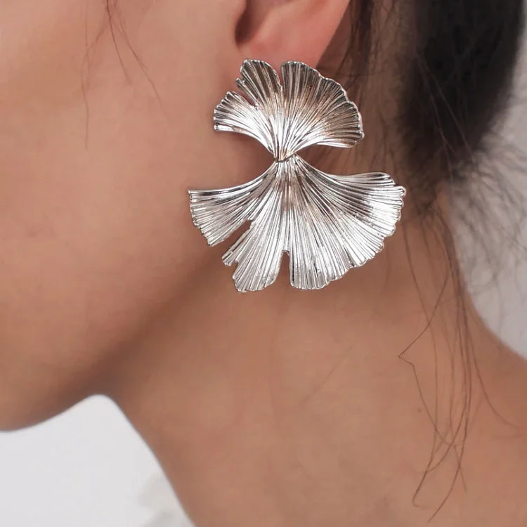 Flower Earrings in Gold and Silver - Liora-Silver-The Livary