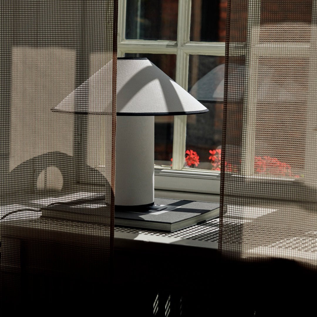 Table lamp with fabric shade – Lunara-Red+White-The Livary