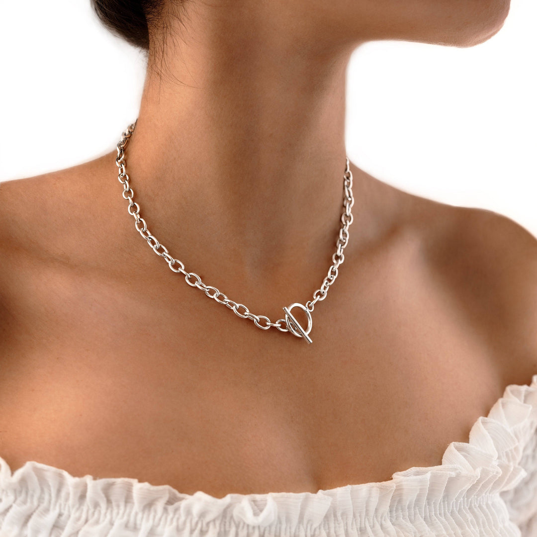 Subtle Necklace with Geometric Design - Noelia-Gold-The Livary