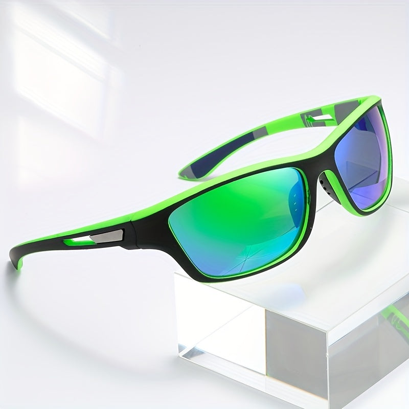 Sporty men's sunglasses with polarized lenses & UV400 protection – Vayron-Black-The Livary