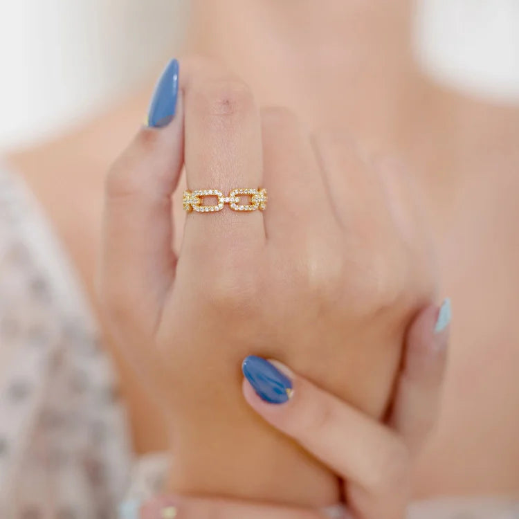 Gold Link Ring with Zirconia - Marina-The Livary