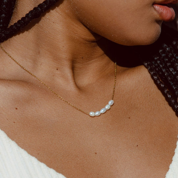 Lovely Necklace with Freshwater Pearls - Celina-The Livary