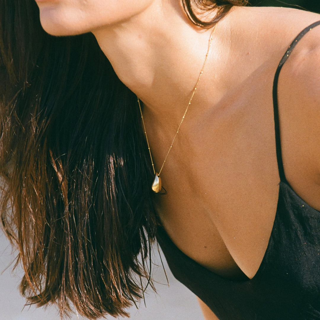 Droplet Necklace - Elara-The Livary