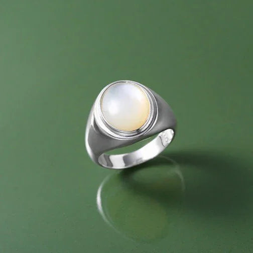 Pinctada Albina Silver Ring - Isla-5-The Livary
