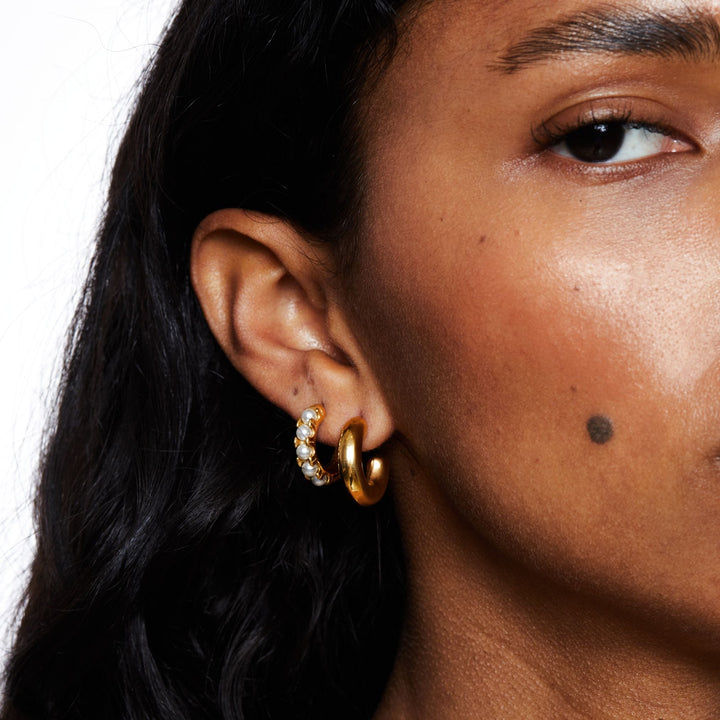Mini Pearl Earrings - Liora-The Livary