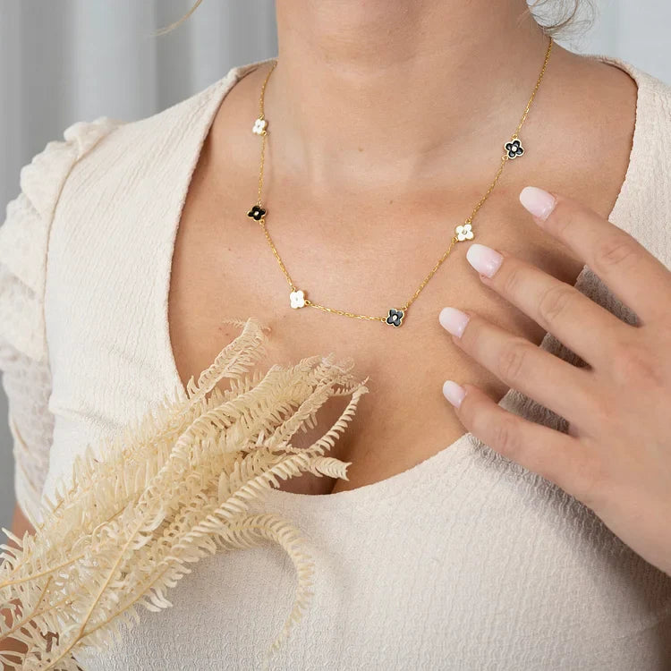 Delicate Flower Necklace - Lilliane-Gold-The Livary