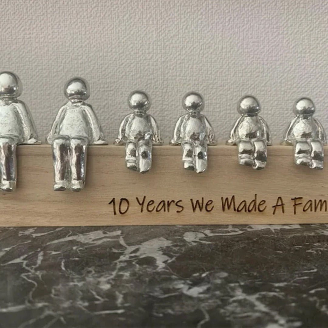 Eternal Family Relationship Sculpture - Unity-The Livary