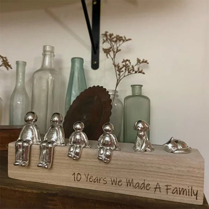 Eternal Family Relationship Sculpture - Unity-The Livary