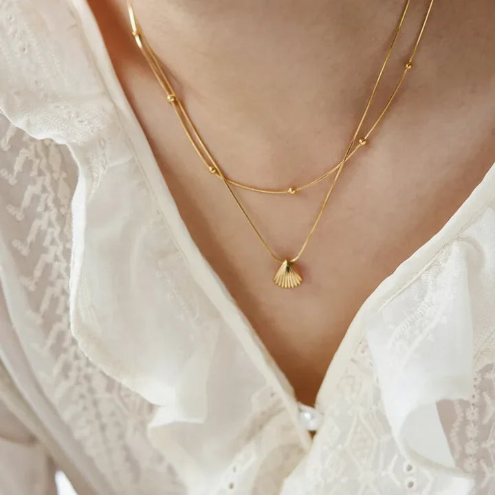 Golden Scallop Flower Necklace - Lilac-The Livary