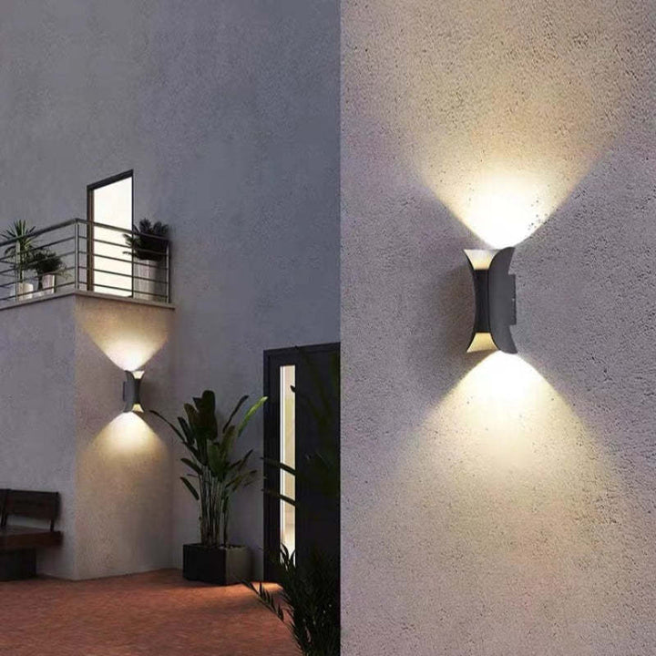 Modern LED Outdoor Wall Lamp - LumiEdge-Black-Small 6W-Warm white-The Livary