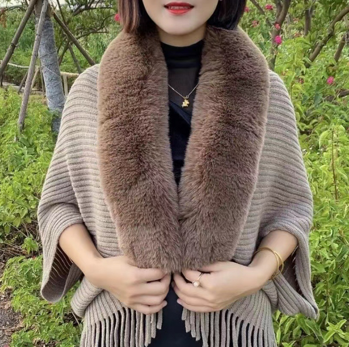 Ladies' Coat Louise – With Luxurious Faux Fur Collar | One Size-Coffee brown-The Livary