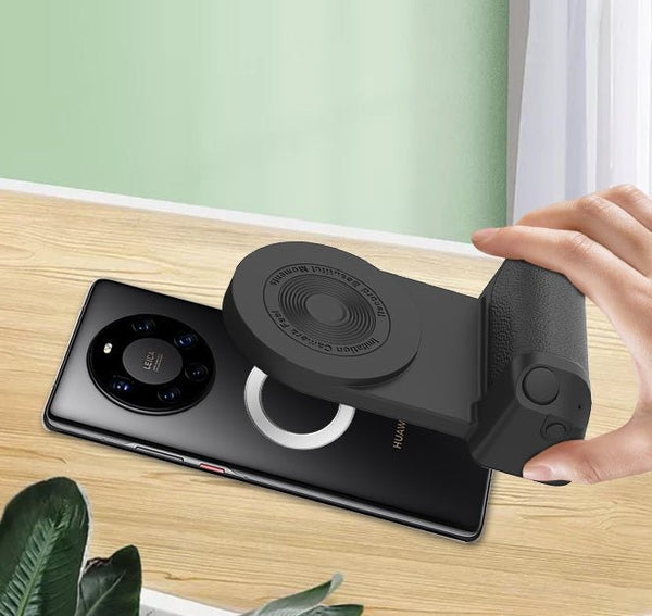 Magnetic Grip & Wireless Charger in One - Griply-Black-The Livary
