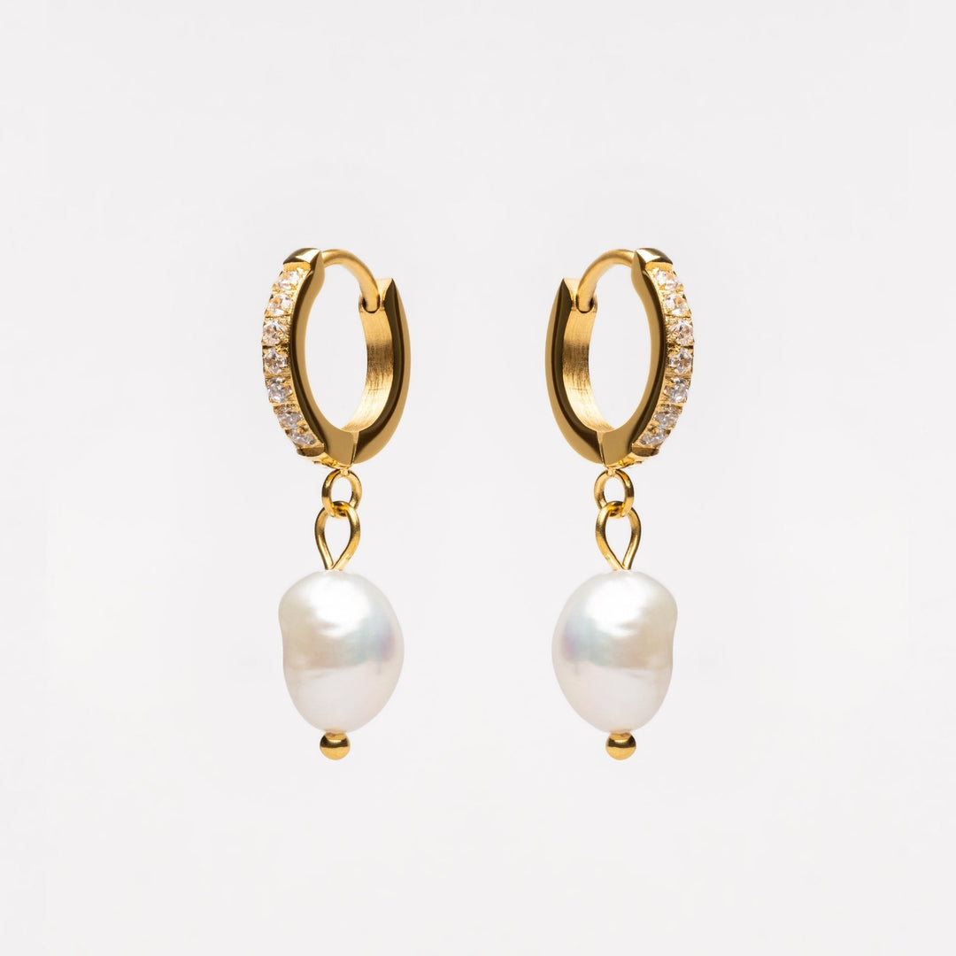 Hoops with freshwater pearls - Arina-Gold-The Livary