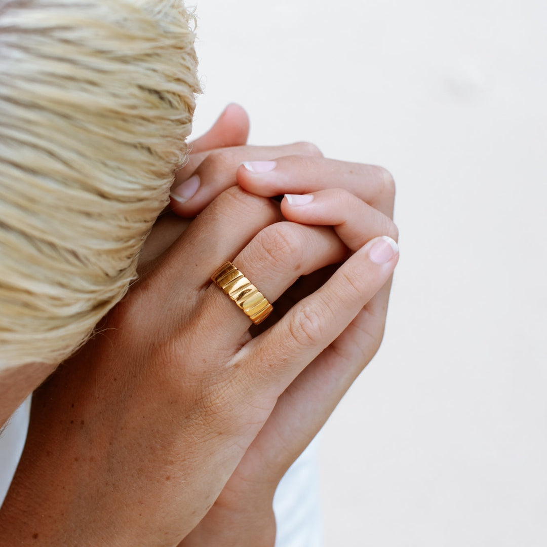 Statement Ring - Stella-6-Gold-The Livary