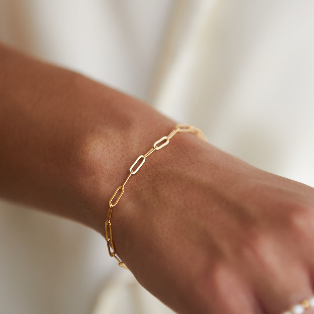 Paperclip Switch Bracelet - Nova-Gold-The Livary