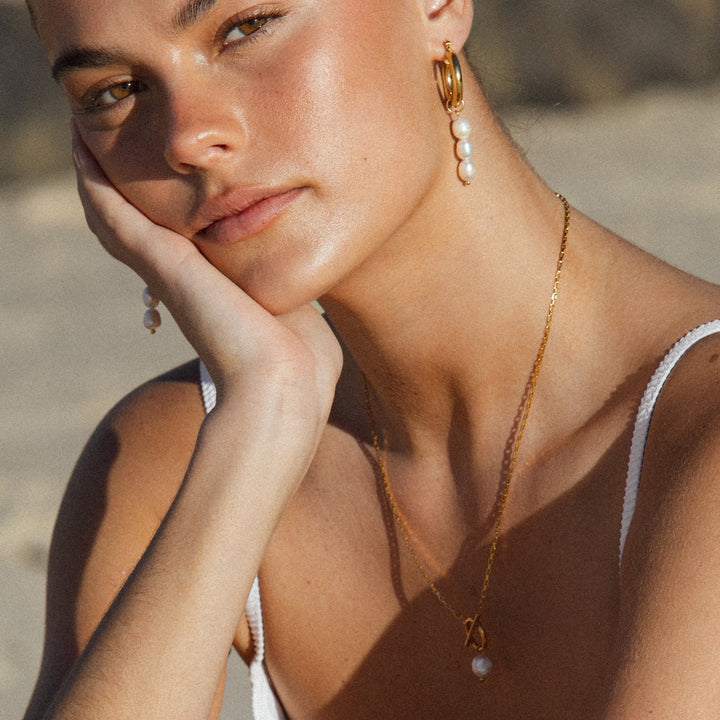 Pearl Necklace with Clasp - Lucía-The Livary