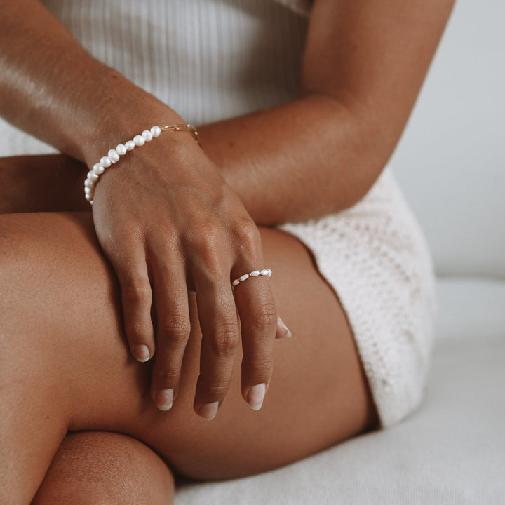 Stylish Ring for Ladies - Isle-The Livary