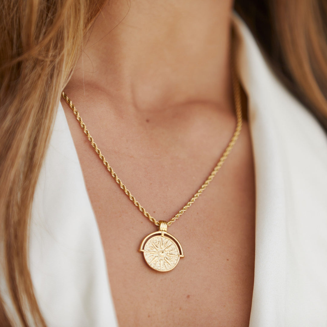 Stylish Sun Pendant Necklace - Aurora-Gold-The Livary