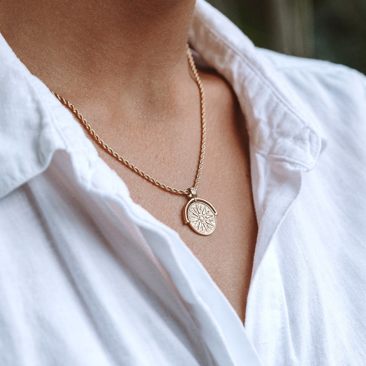 Stylish Sun Pendant Necklace - Aurora-Gold-The Livary
