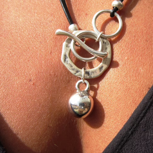 Vintage Silver Necklace - Eloise-The Livary