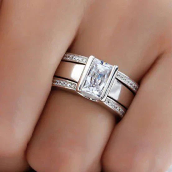 Vintage-Style Shiny Silver Ring - Sienna-6-The Livary