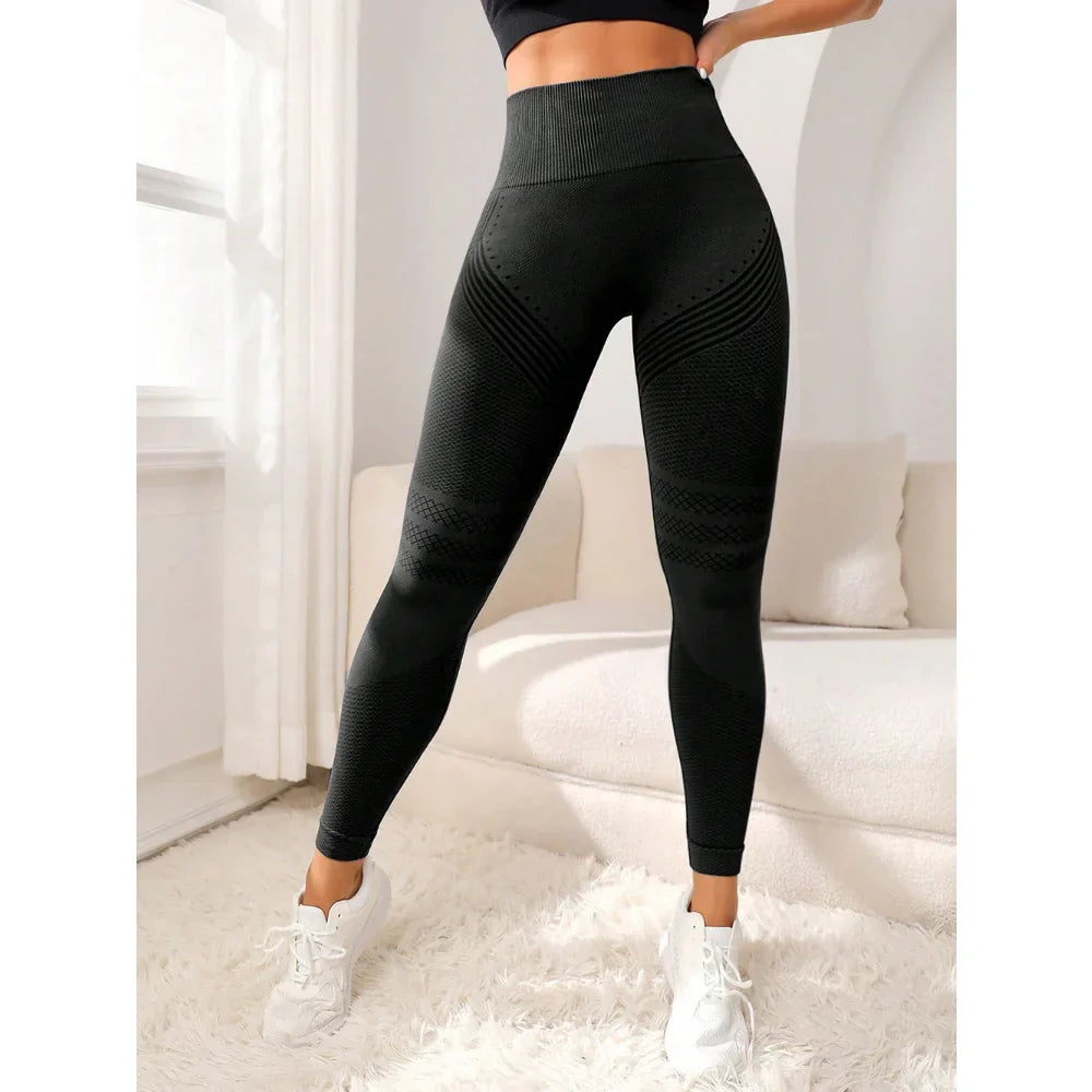Seamless Booty-Lifting Leggings - Sienna-Black-S-The Livary